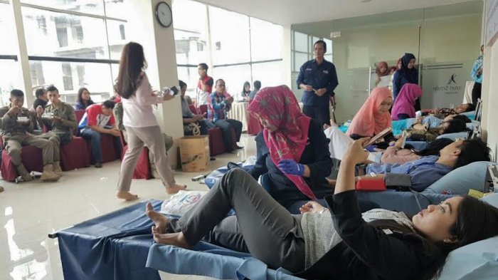 IMB Group Kumpul 150 Kantung Darah