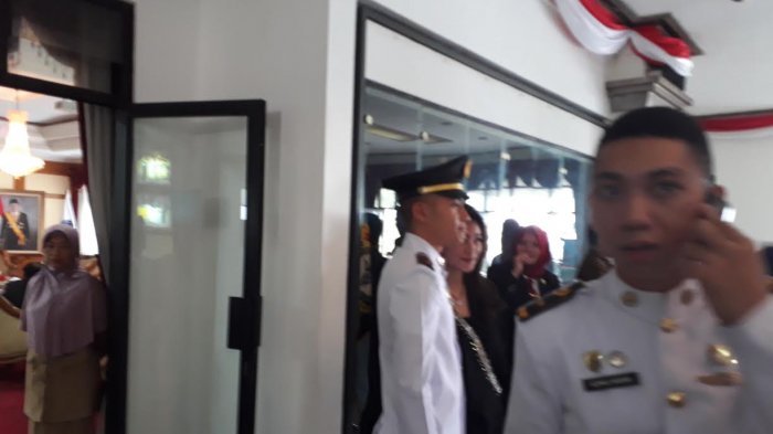 Mahasiswa IPDN Jatinangor Rebutan Foto dengan Cucu Cantik SYL Ini