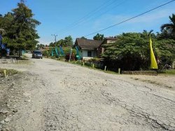 Keluhkan Jalan di Karondang Lutra, Warga Palopo: Kalau Melintas Badan Pegal