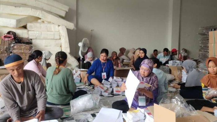 BREAKING NEWS: 1.949 Surat Suara Rusak di KPU Jeneponto