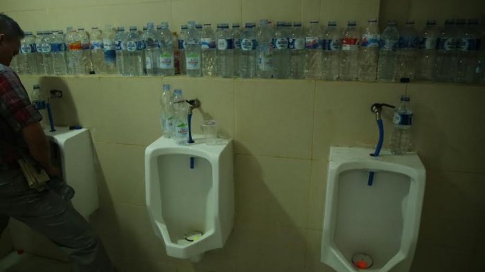 Air di Toilet Lokasi F8 Tak Mengalir, Begini Antisipasi Panitia