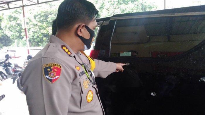 2 Crazy Rich Solo Diduga Rebutan Aset, Pelaku Hujani Mobil Iparnya 8 Kali Tembakan di Pinggir Jalan