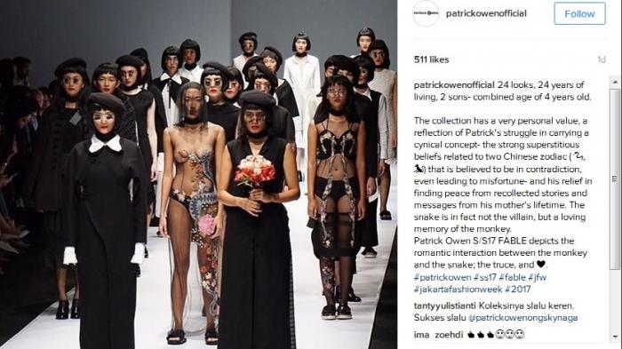 Ada Busana Nyaris Telanjang di Jakarta Fashion Week