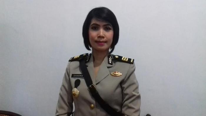 Kasatlantas Barru Dijabat Polwan Cantik