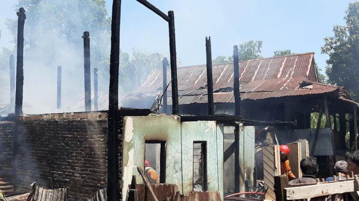 Rumah Pedagang Ayam di BTN Antara Terbakar, Korban Hanya Selamatkan Ini