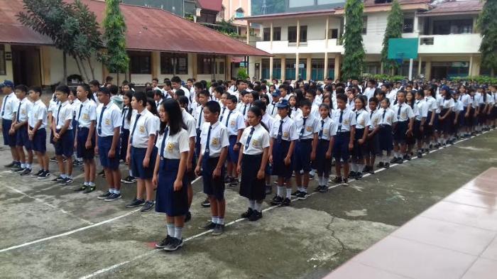 Kepala BNNK Jadi Irup di SMP Katolik Makale,  Sosialisasi Bahaya Narkoba - kepala-bnnk-tator-2_20160418_084803.jpg