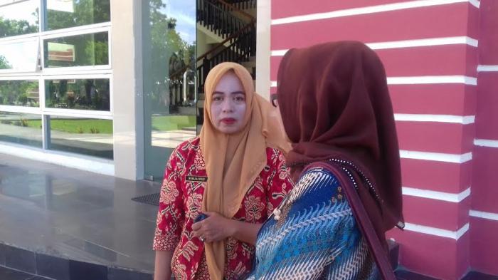 Kepsek SD Joko Harap Iksan: Biar Ruang Kelas Saja, Jangan mi Permanen Kalau belum Bisa - kepala-sekolah-sd-joko-3_20160421_110853.jpg