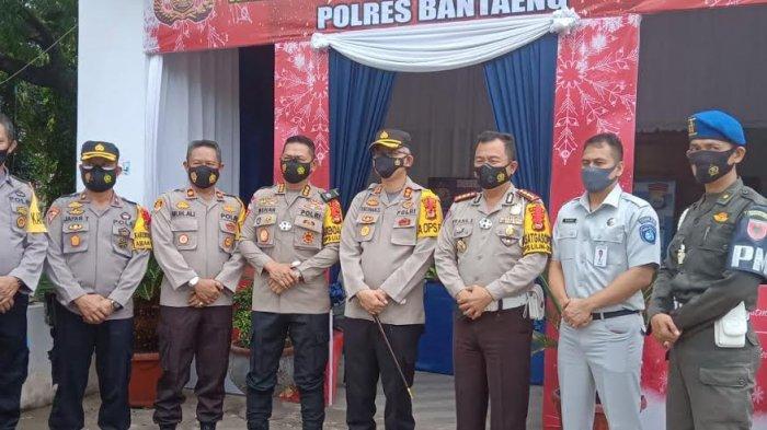 Puncak Pandemi, Polisi Penjaga Pos Lilin dapat Vitamin, Mantel dan Masker di Jalur Selatan Sulsel