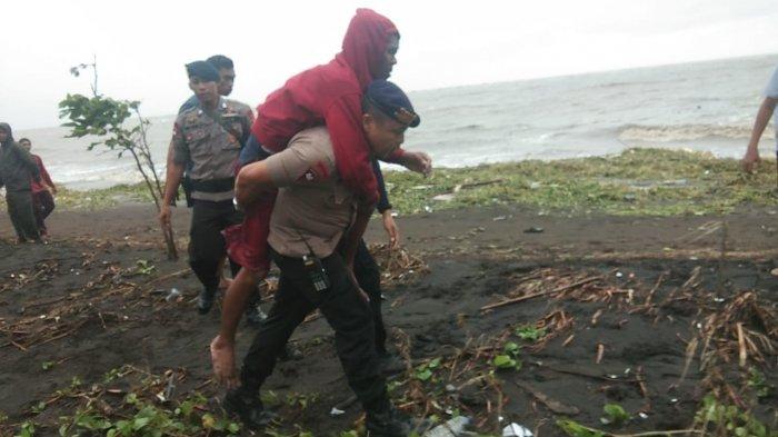 BREAKING NEWS: SAR Brimob Polda Sulsel Temukan Tiga Korban Kapal Tenggelam Jembatan Barombong