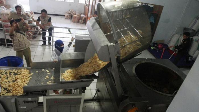 FOTO-FOTO: Begini Proses Pengolahan Zaro Snack, Camilan Khas Palopo - kr3_20161026_063730.jpg