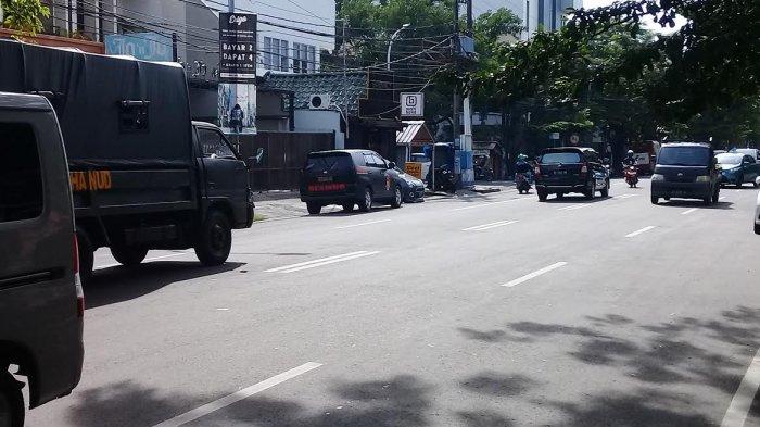 Usai Ditutup Tim Gegana, Arus Lalulintas di Jl Haji Bau Makassar Kembali Normal