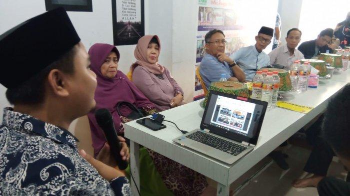 Guru Besar UNM Pimpin Studi Banding BKM Nurul Ilmi di Masjid Modern Kurir Langit Barru