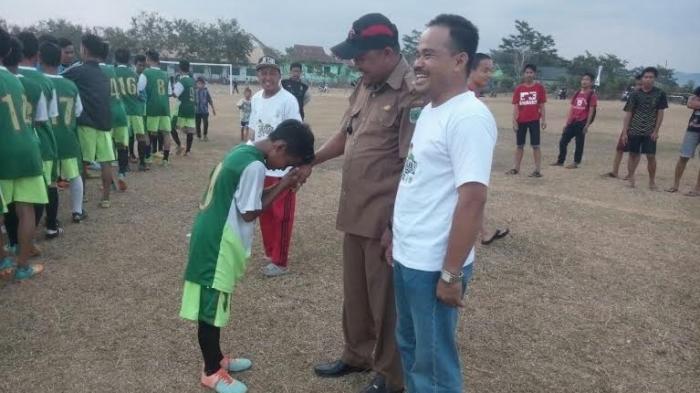 Tim Al-Ihsan Kanang Sulbar Tumbangkan DDI Lerang-lerang di LSN Pinrang, Skor 4-1