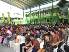 Naskah UN Kurang di MAN 2 Model Makassar