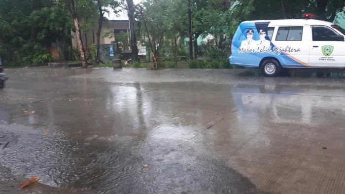 Maros Diguyur Hujan Deras, Hati-hati, Banyak Ruas Jalan Tergenang Air