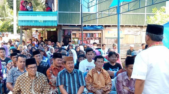 Kampanye di Todang-todang Limboro, Calon Incumbent Janji Jalanan Mulus
