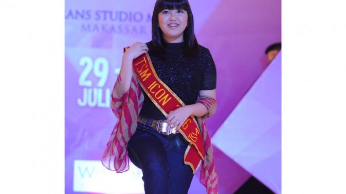 Putri Tionghoa Ini Ingin Seimbangkan Karir dan Akademiknya