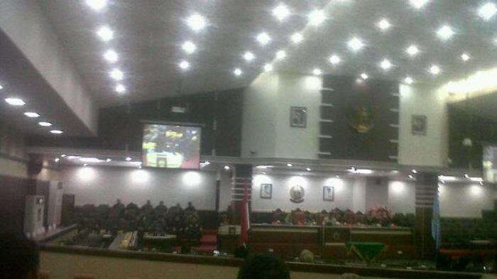 SYL Ancam Cabut Izin Perusahaan yang PHK di Masa Sulit