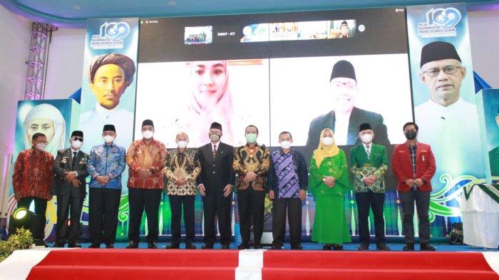 Plt Gubernur Sulsel Andi Sudirman dan 4 Bupati Hadiri Milad Muhammadiyah Sulsel