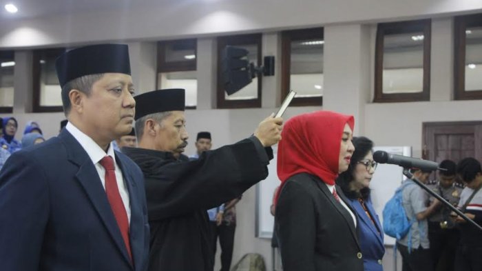 Lantik Kembali Sebagai PJ Sekda Makassar, Danny Akui Kinerja Naisyah Baik