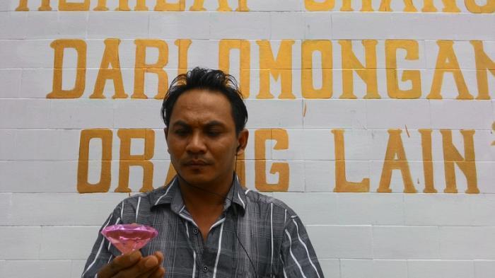Narjo Hidupi Dirinya dan Istrinya Pakai Intan Rp 2 Triliun