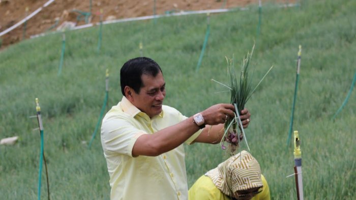 Menerawang Program NH-Aziz yang Peduli Nasib Petani