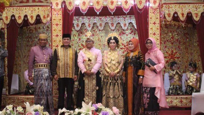 Nurdin Halid Hadiri Pernikahan Keluarganya di Wajo