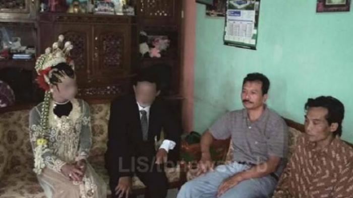 Foto-foto Penikahan Pria dengan Pria yang Digagalkan