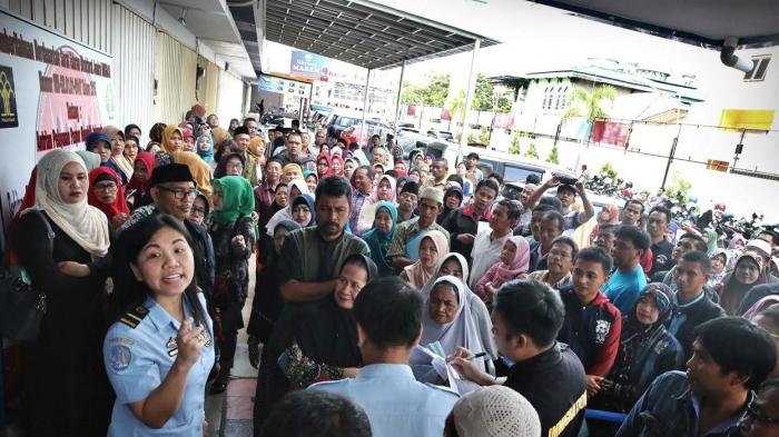 Permintaan Paspor Calon Jamaah Umrah Tinggi, Imigrasi Makassar Nyaris 'Jantungan'