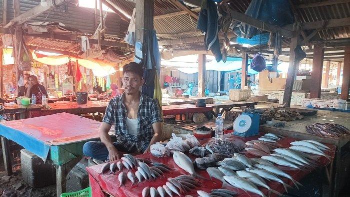 Pedagang Keluhkan Fasilitas Kurang Memadai di Pasar Palakakka,Tagih Janji Pemkab Bone