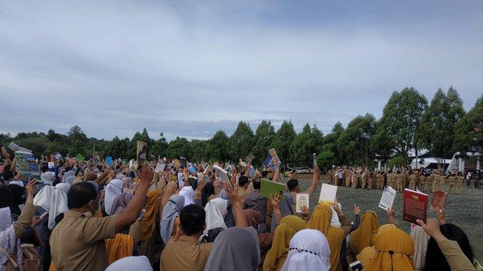 Aktivitas Pegawai Luwu Timur di Hari Pertama Kerja Tahun 2022