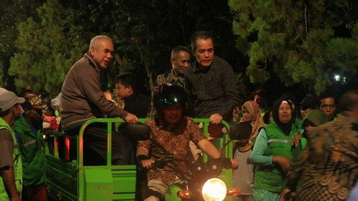 Sambut Adipura, Bupati Bantaeng Kendarai Motor Pengangkut Sampah