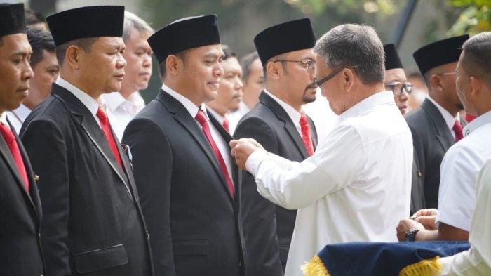Membanggakan! Dua Pegawai PLN Terima Anugerah Satyalancana Dari Presiden RI