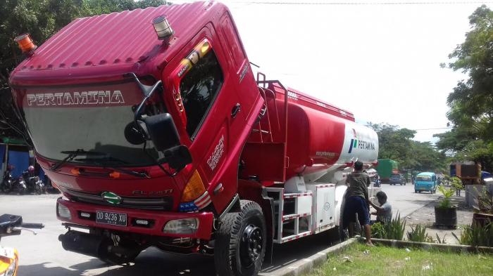 BREAKING NEWS: Besok, Supir Mobil Tangki BBM se-Sulsel Mogok Massal