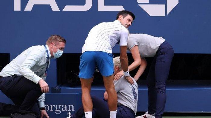 Detik-detik Novak Djokovic Pukul Bola ke Arah Hakim Garis,  Langsung Didiskualifikasi dari US Open