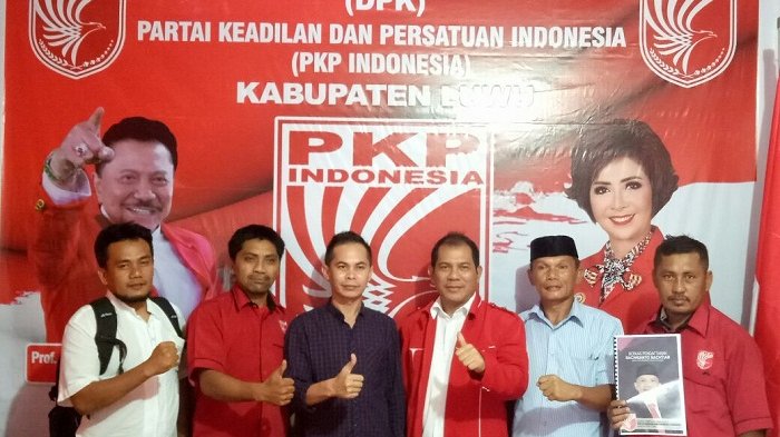 Bachrianto Bachtiar Kembalikan Formulir PKPI Luwu