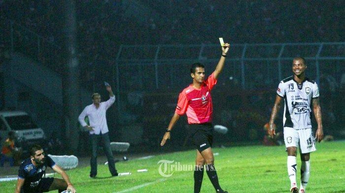Sore Ini PSM Makassar Versus Madura United, Wasit yang Pimpin Pernah Dikeluhkan Darije Kalezic
