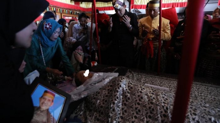 Raja Lampung dan Datu Luwu Melayat ke Balla Lompoa