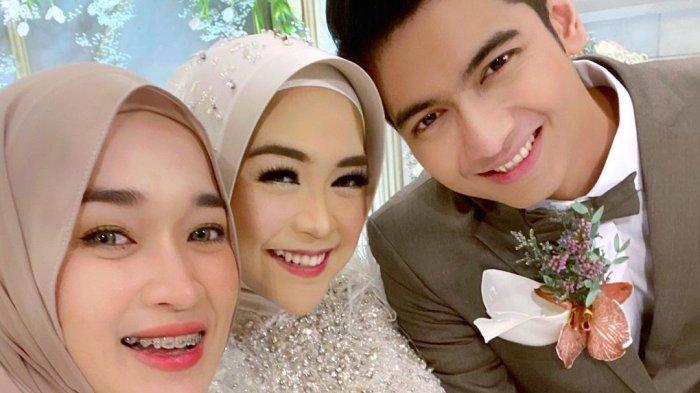Reaksi Ririe Fairus Ketemu Ayus di Nikahan Ria Ricis, Mantan Suami Datang Bareng Nisa Sabyan?