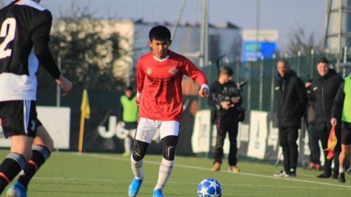 Pemain Hingga Pelatih Akademi PSM Lelang Jersey untuk Bantu Korban Banjir Masamba