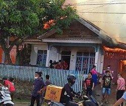 Rumah Pengusaha Ikan Lele di Wajo Hangus Dilalap Api