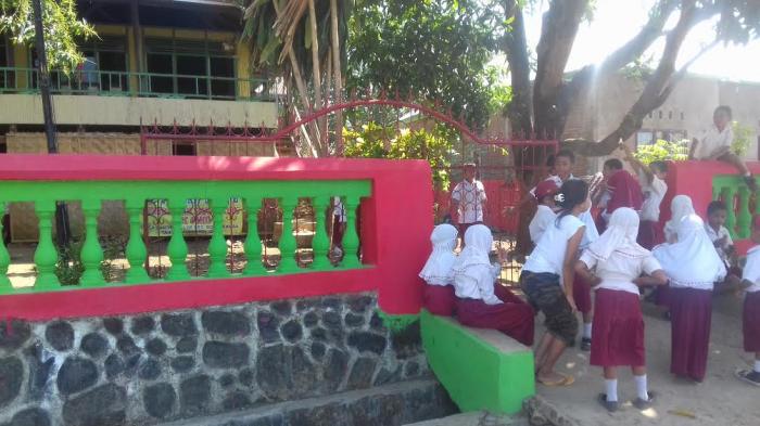 Horee! Gedung SD Joko Jeneponto Dibangun, Setelah 4 Tahun di Kolong Rumah - sd-jok3_20161004_161721.jpg