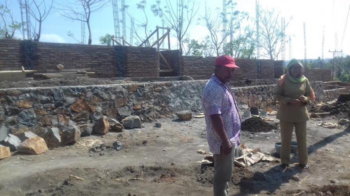 Horee! Gedung SD Joko Jeneponto Dibangun, Setelah 4 Tahun di Kolong Rumah - sd-joko_20161004_161953.jpg