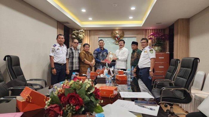 DPRD Barru Usulkan Aspirasi Pembangunan Dermaga Movable Bridge di Garongkong ke DPR RI