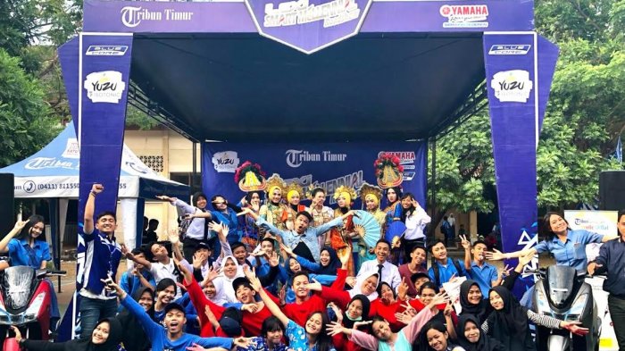 Lexi Smart Mellennial Roadshow Sambangi SMKN 8 Makassar