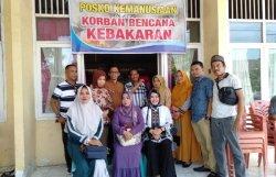 Pengurus IKA Spadel - SMAN 1 Barru Salurkan Bantuan ke Korban Kebakaran di Palanro
