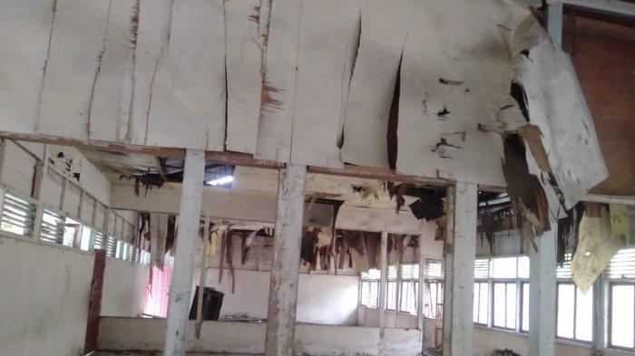 Mana Perhatian Bupati Pangkep Yusran Lalogau? Dinding, Atap SMP 1 Satap Liukang Kalmas Rusak Parah - smpn-1-satap-liukang-kalmas-2.jpg