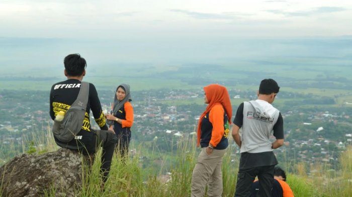 Yuk ke Puncak Sewo, Melihat Keindahan Kota Soppeng dari Ketinggian