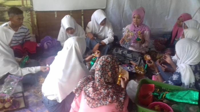Galang Pemuda Mandiri, Wanita Asal Jeneponto Ini Bentuk Kelompok Kreatif