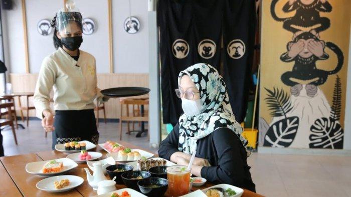 3 Wise Monkeys, Tempat Nongkrong Cozy Sambil Nyantap Sushi di Mall MaRI, Ada Promo PPKM